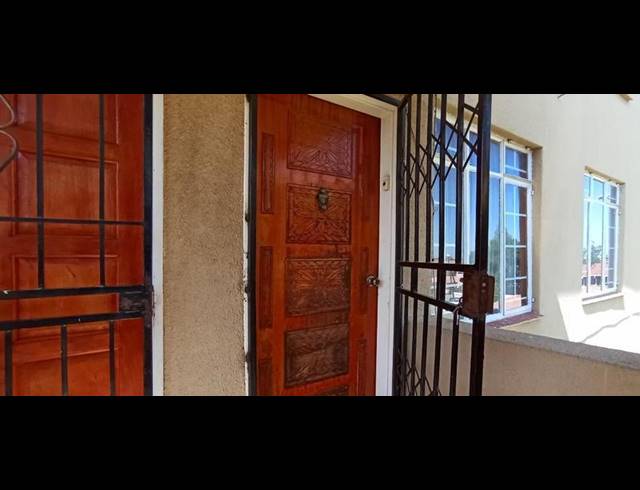 2 BEDROOM TOWNHOUSE FOR SALE IN NATURENA
